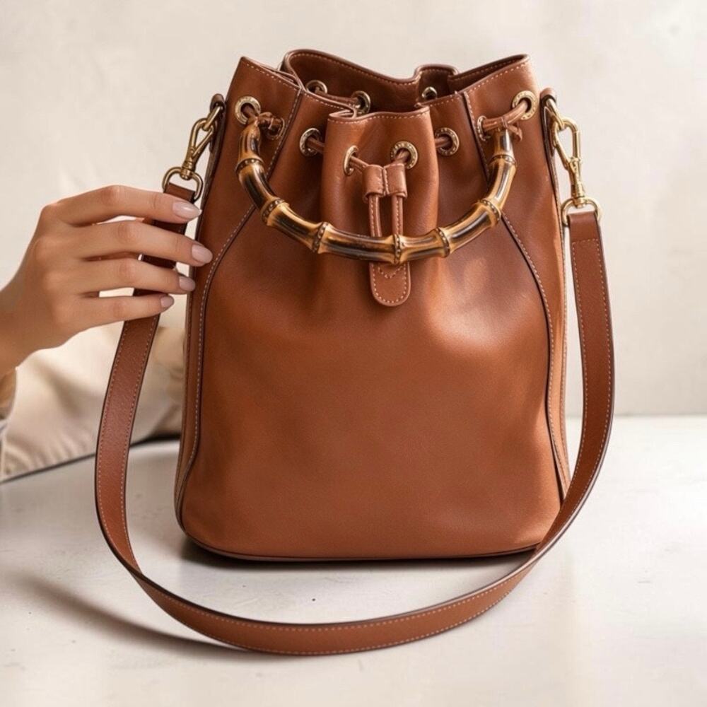 Vintage Gucci Authentic Bamboo Bucket Bag Leather Brown with Original Strap OS